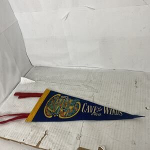 Vintage 1960s Cave of the Winds Colorado Souvenir Felt Pennant 11”